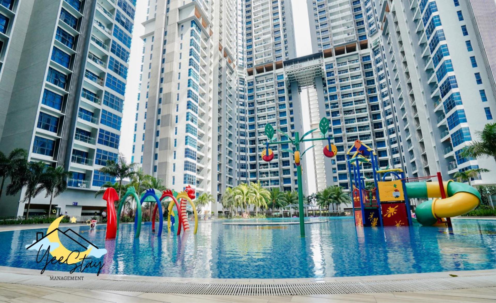 Atlantis 8-12Pax/Netflix/Video Game/5Min To Jonker Appartement Malacca Buitenkant foto
